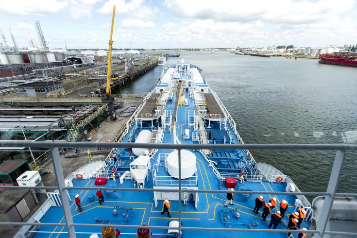 來自?？松梨谠谌致匪骨锛俱@探之前的代表團