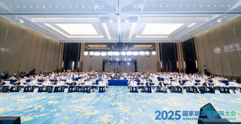 施耐德電氣：人工智能深化協(xié)同，開啟能源“數(shù)字覺醒”新時(shí)代