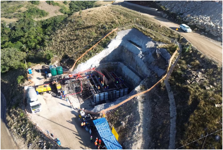 中交南非門塔圖大橋項(xiàng)目橋墩擴(kuò)大基礎(chǔ)順利澆筑完成