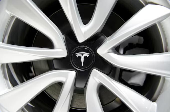 特斯拉在中國(guó)部署首批V4超級(jí)充電樁 覆蓋上海重慶等地區(qū)