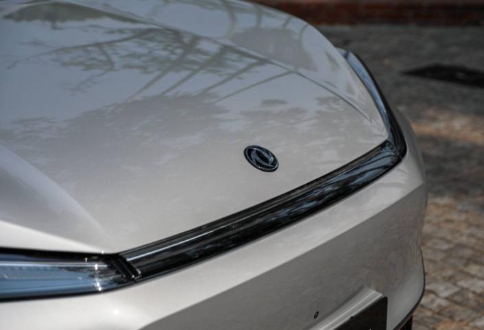 周鋒任東風(fēng)汽車集團(tuán)有限公司副總經(jīng)理、黨委常委