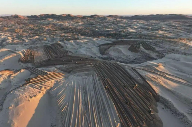 中國(guó)內(nèi)蒙古50萬(wàn)千瓦光伏項(xiàng)目進(jìn)入全面建設(shè)階段